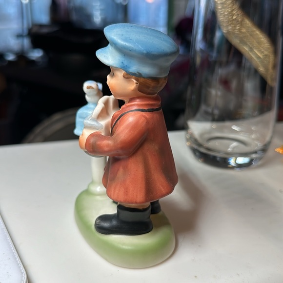 💋 4 FOR $50 / Vintage Little Boy Postman - Our Children #8-7509 Taiwan by Norton - Picture 2 of 6